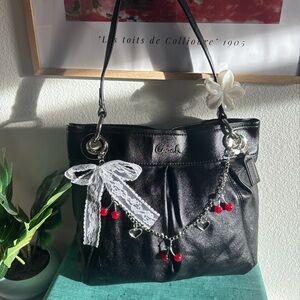 Coach Ashley Leather Pleated Shoulder Bag F17605 #coach #leather #authentic 🍒